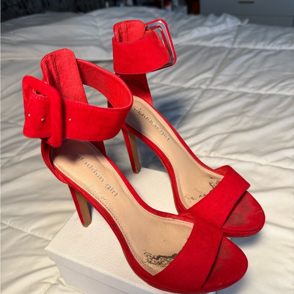 Red Heels / with ankle strap
